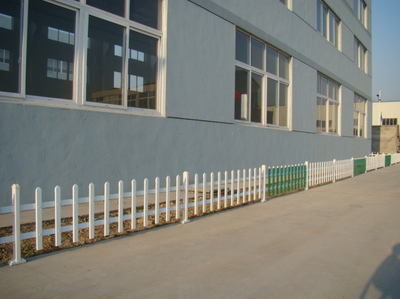 上海護欄網鐵絲網_上海豪衡金屬制品_